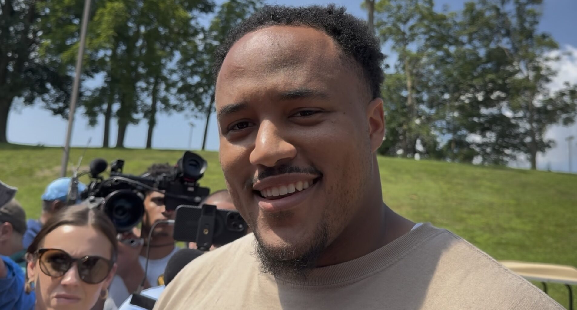 Amid all Steelers' gutting, the same gnawing issue